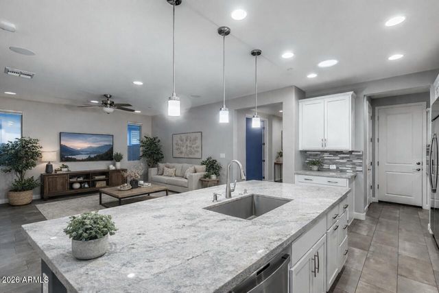 13455 W ANDREW Lane, Peoria, AZ 85383