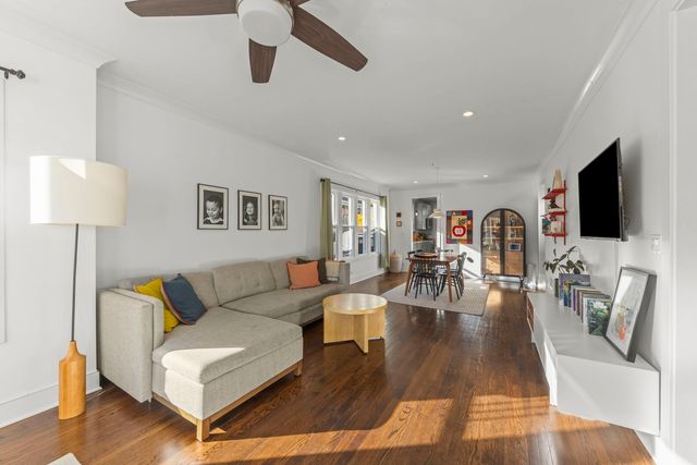 929 Harlem Avenue, Forest Park, IL 60130