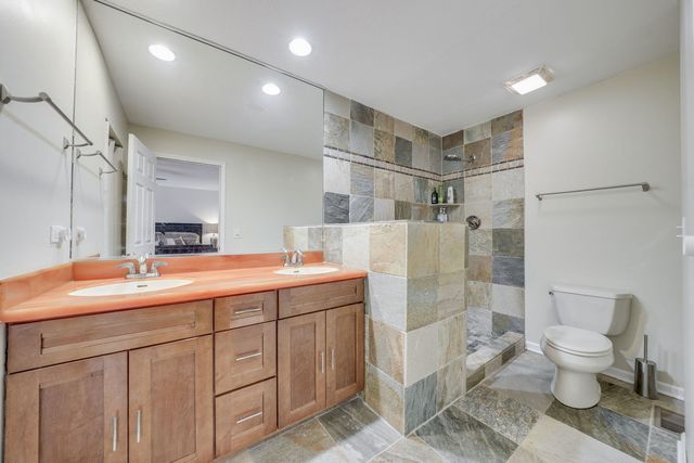 254 Bunting Lane, Bloomingdale, IL 60108