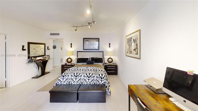 800 West Ave 614, Miami Beach, FL 33139