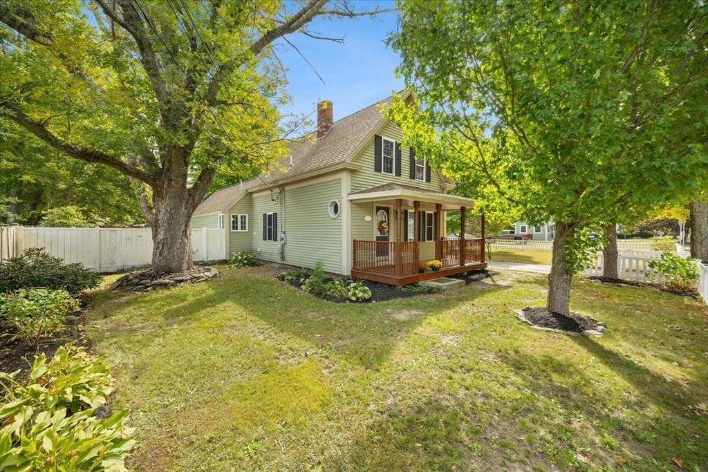 421 North Main Street, Raynham, MA 02767
