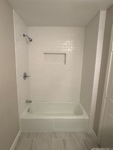 111 Minnie Drive, Itasca, TX 76055