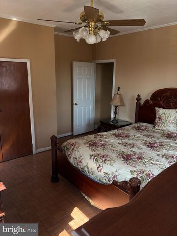 1127 MIFFLIN ST, Philadelphia, PA 19148