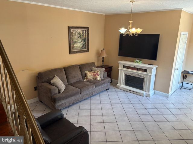 1127 MIFFLIN ST, Philadelphia, PA 19148