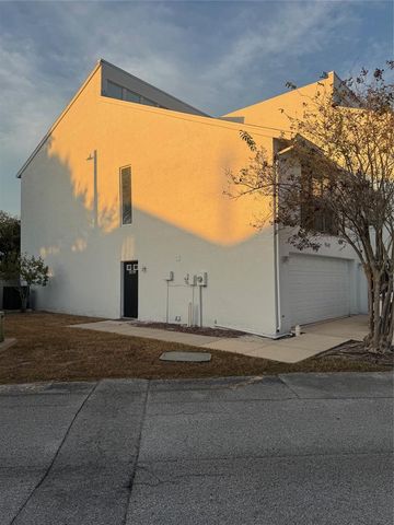 9548 ORANGE VALLEY COURT, Tampa, FL 33618