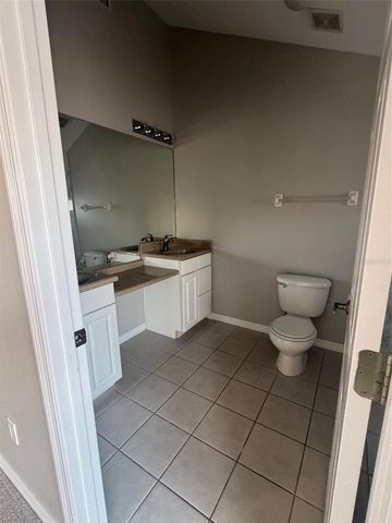 9548 ORANGE VALLEY COURT, Tampa, FL 33618