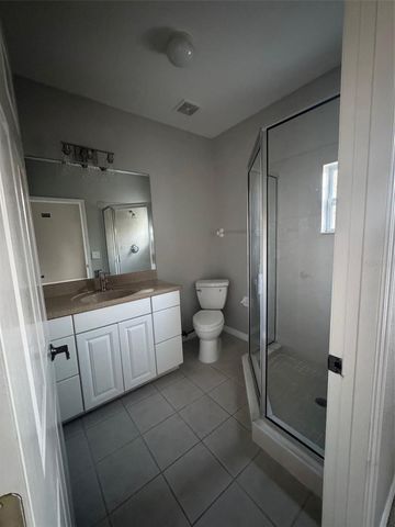 9548 ORANGE VALLEY COURT, Tampa, FL 33618