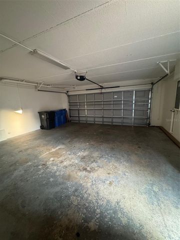 9548 ORANGE VALLEY COURT, Tampa, FL 33618