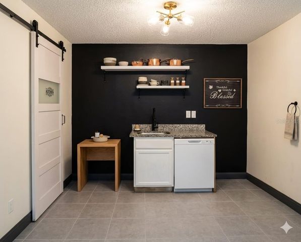 7667 GRAMERCY DRIVE, Orlando, FL 32818