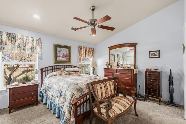 1240 Shafer Lane, Medford, OR 97501