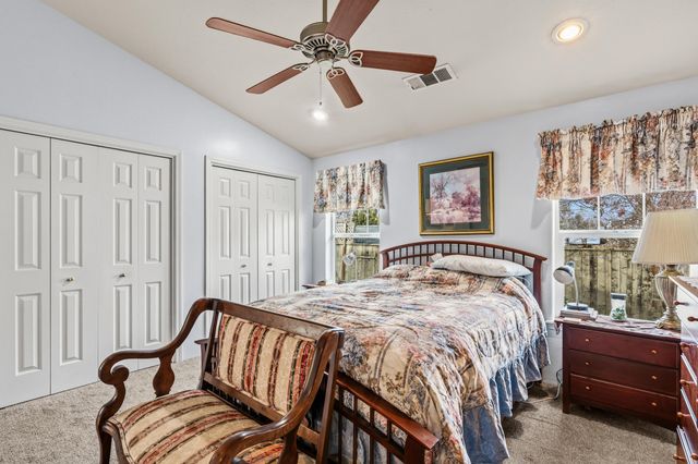 1240 Shafer Lane, Medford, OR 97501