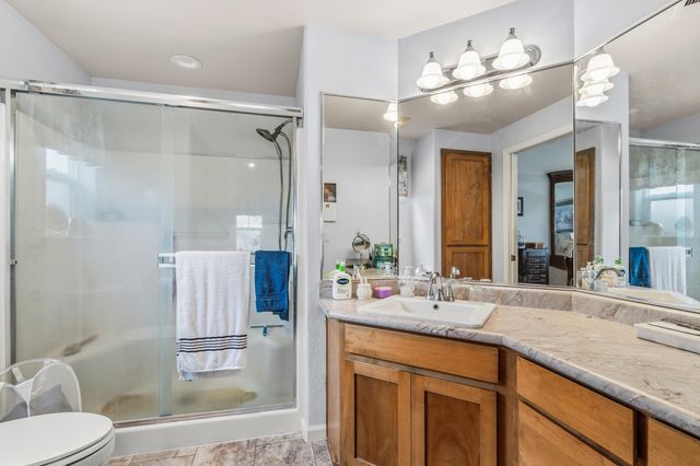 1240 Shafer Lane, Medford, OR 97501