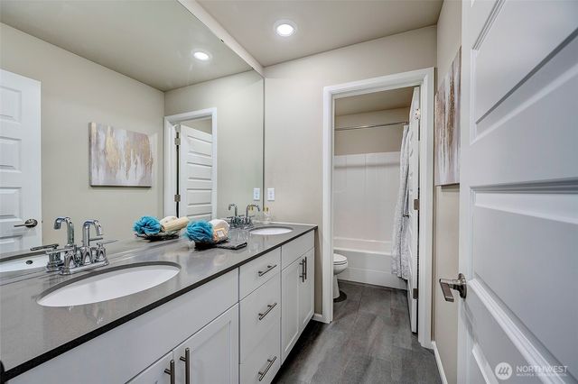 28902 239th Avenue SE, Maple Valley, WA 98010