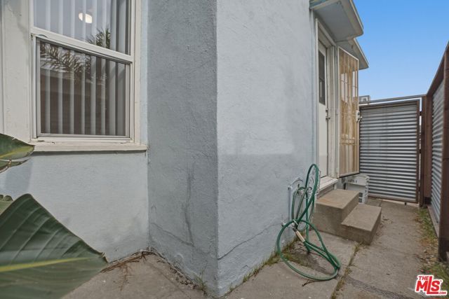 2317 Ocean Park Boulevard A, Santa Monica, CA 90405