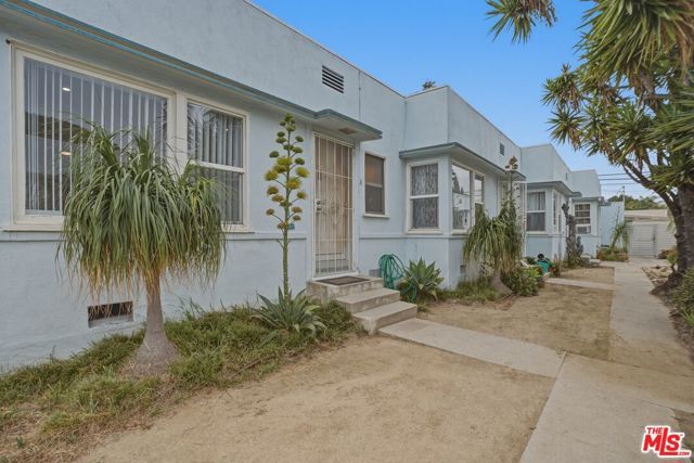 2317 Ocean Park Boulevard A, Santa Monica, CA 90405