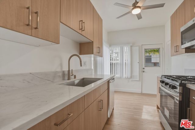 2317 Ocean Park Boulevard A, Santa Monica, CA 90405