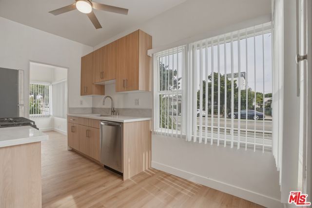 2317 Ocean Park Boulevard A, Santa Monica, CA 90405