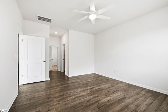 120 Emerald Creek Avenue, Greer, SC 29651