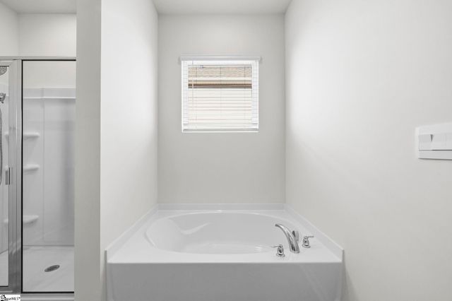 120 Emerald Creek Avenue, Greer, SC 29651