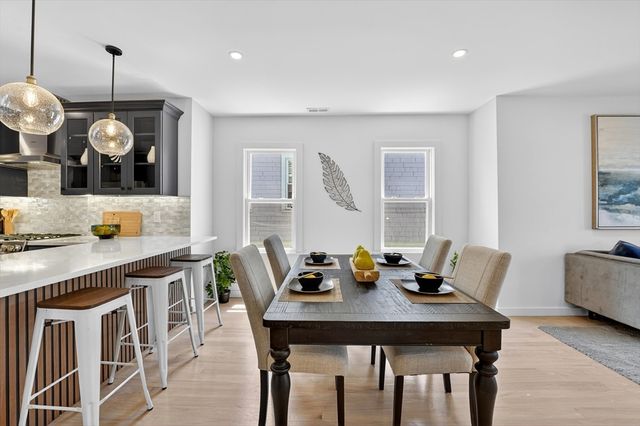 19 High St. 2, Somerville, MA 02144