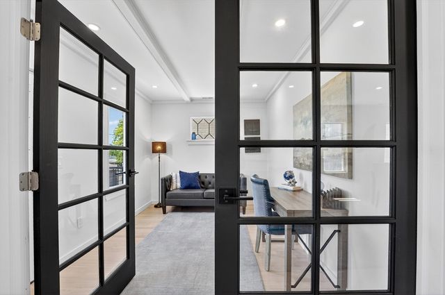 19 High St. 2, Somerville, MA 02144