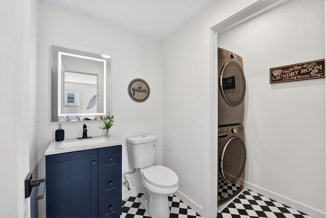 19 High St. 2, Somerville, MA 02144