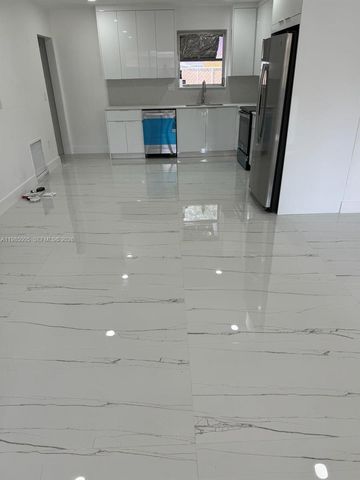 111 SW 8th Ct 1-2, Hallandale Beach, FL 33009