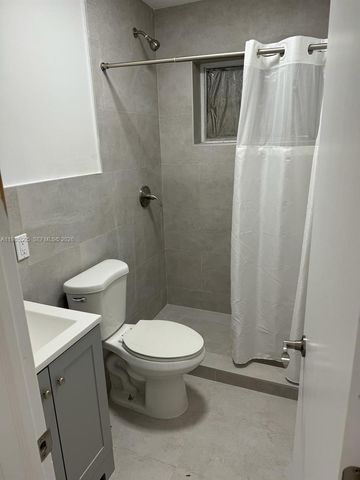 111 SW 8th Ct 1-2, Hallandale Beach, FL 33009