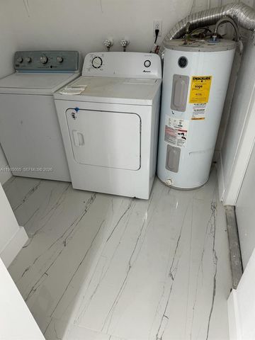 111 SW 8th Ct 1-2, Hallandale Beach, FL 33009