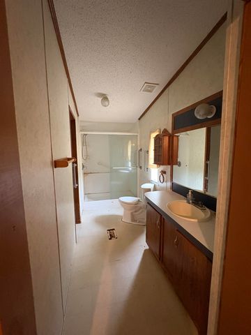 2070 Martin St., Loris, SC 29569