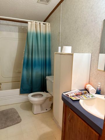 2070 Martin St., Loris, SC 29569