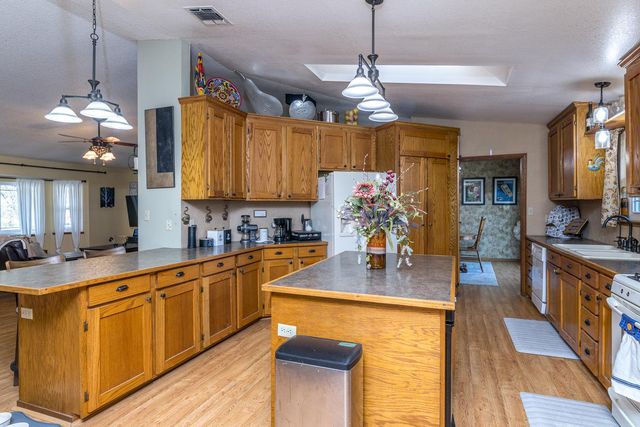 2155 El Faro Way, La Grange, CA 95329