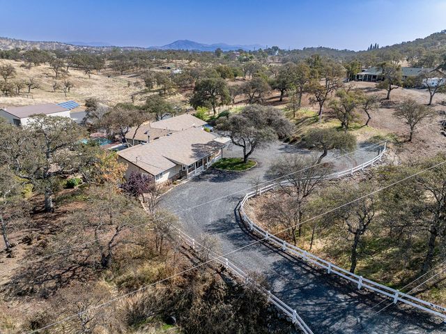 2155 El Faro Way, La Grange, CA 95329