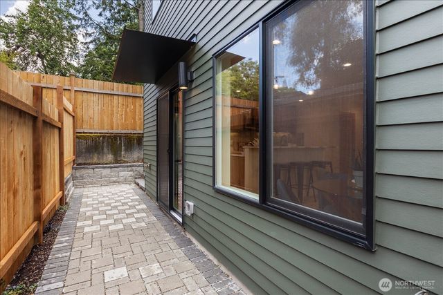 3706 NE 137th Street, Seattle, WA 98125