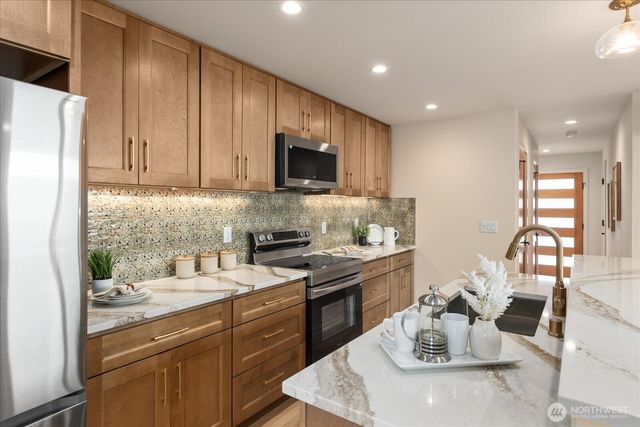 3706 NE 137th Street, Seattle, WA 98125