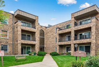 2220 Midland Grove Road 304, Roseville, MN 55113