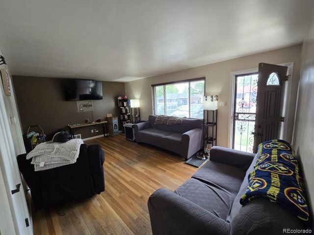 1437 S Yates Street, Denver, CO 80219