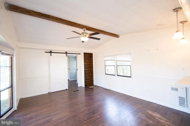 6532 PINE TOP RD, Hurlock, MD 21643