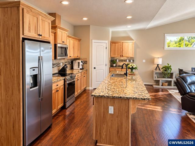 164 SW Mallard St, Mcminnville, OR 97128