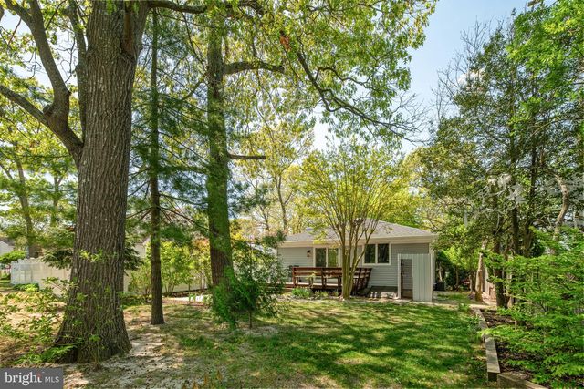 715 MASSACHUSETTS AVE, Somers Point, NJ 08244