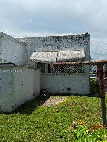 3322 SW 9th Street, Miami, FL 33135