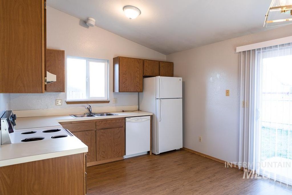 1158 SW 14th Ave, Ontario, OR 97914 photo 16