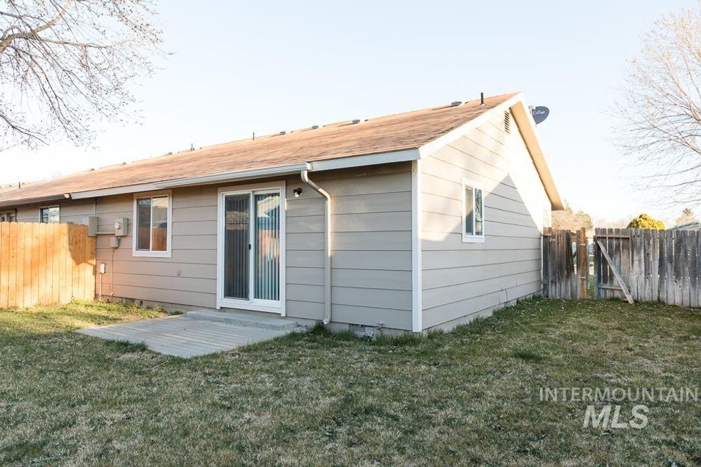 1158 SW 14th Ave, Ontario, OR 97914 photo 4