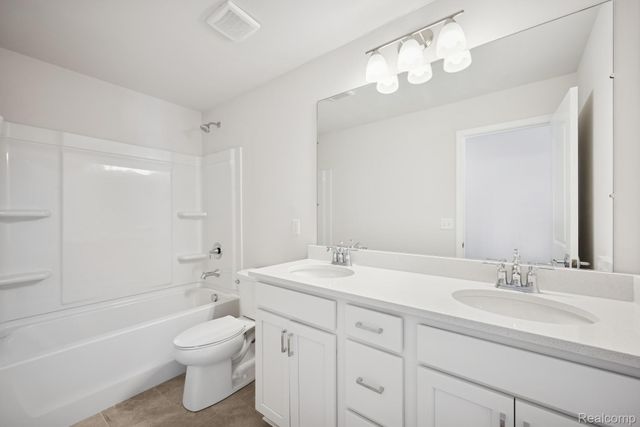 27108 Silo Drive, Saline, MI 48176