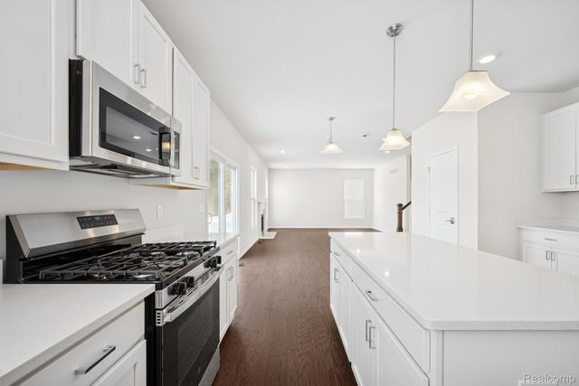 27108 Silo Drive, Saline, MI 48176