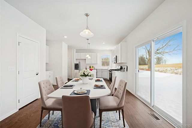 27108 Silo Drive, Saline, MI 48176