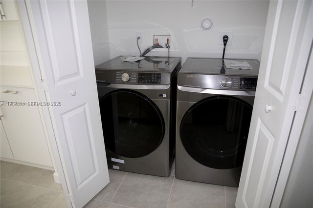 5001 Peacock Way 5001, Dania Beach, FL 33312