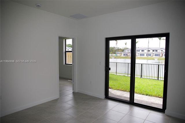 5001 Peacock Way 5001, Dania Beach, FL 33312