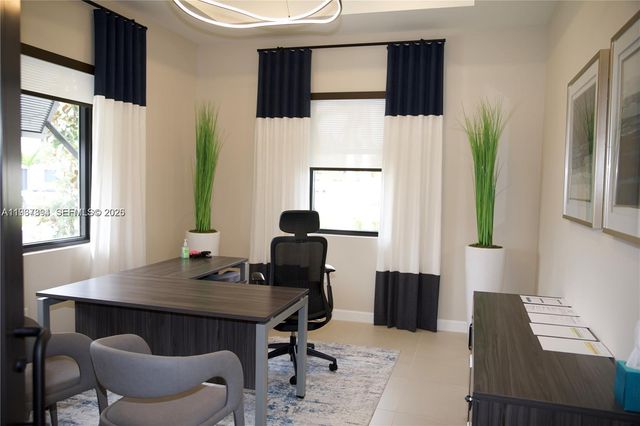 5001 Peacock Way 5001, Dania Beach, FL 33312