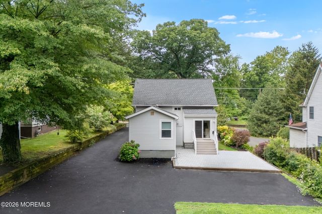 29 Tindall Road, Middletown, NJ 07748